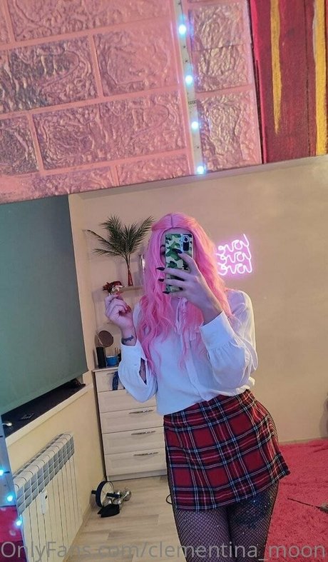 clementina moon OnlyFans