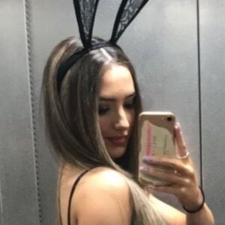 Emma Russell Nacktbilder von OnlyFans geleakt