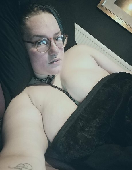 iamthepuppet OnlyFans Bilder