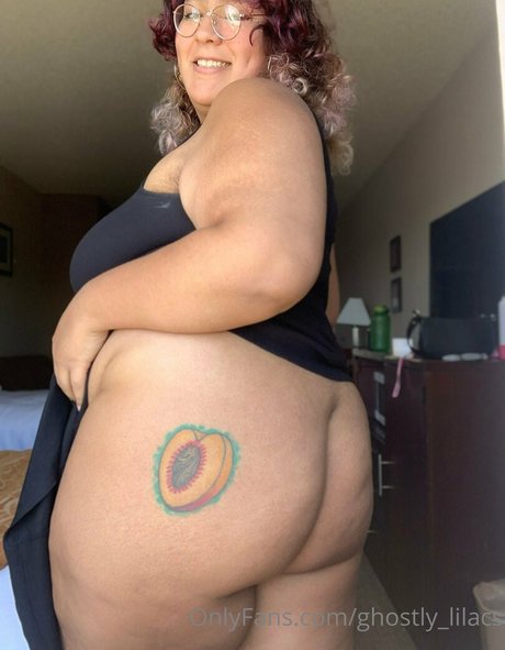 ghostly lilacs Gratis OnlyFans