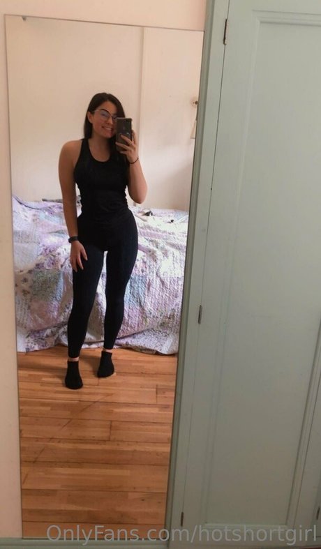 hotshortgirl OnlyFans X