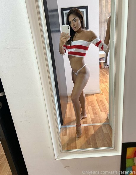 bellafoxtv OnlyFans Leaks