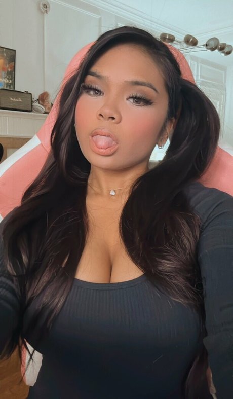 janifest OnlyFans Leak