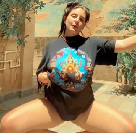 Rafela Scarpelli Nackt auf OnlyFans