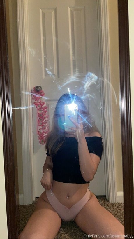 asiannbabyy Nackt auf OnlyFans Leak
