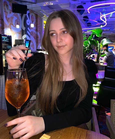 ImSarahisizzu Nacktbilder geleakt