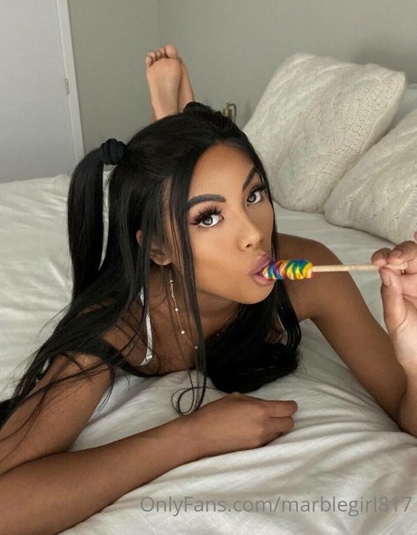 Marble Girl OnlyFans Inhaltstyp