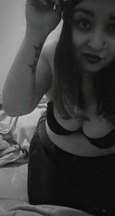 c blkheart OnlyFans-Leaks