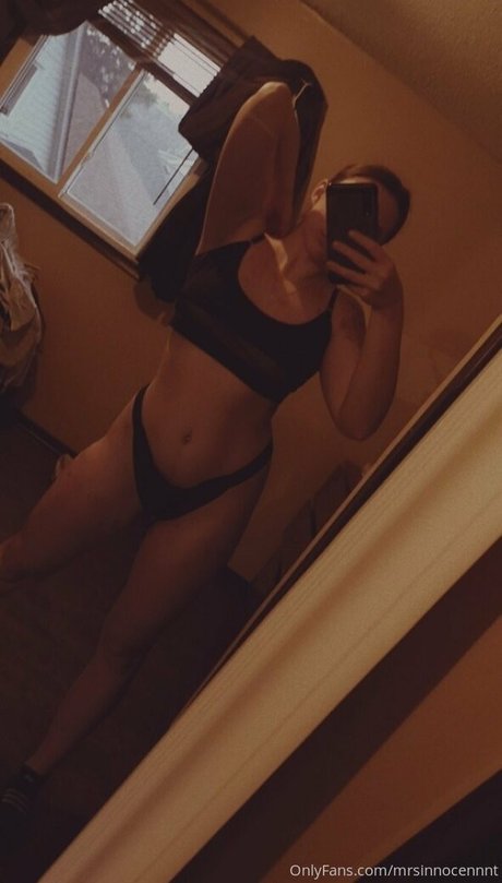 mrsinnocennnt OnlyFans Brüste Bild