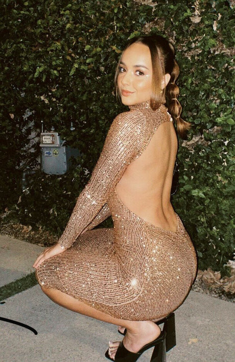 Calista Reyes Nacktpornos auf OnlyFans