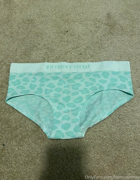 faithyangel OnlyFans Inhalte