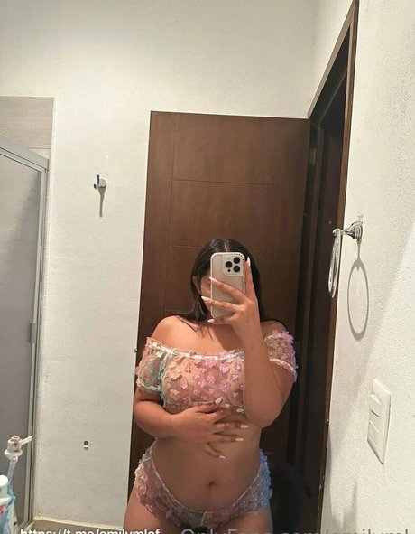 emilyml OnlyFans Leak