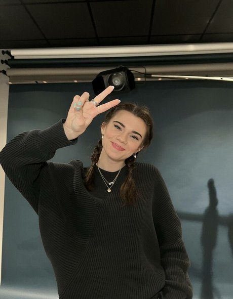 Brett Cooper OnlyFans Leaks