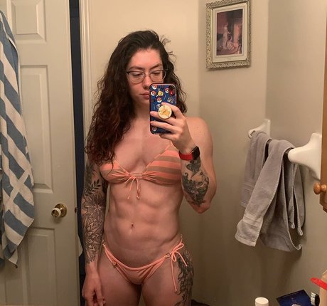 Natasha Aughey Nacktbilder-Leaks von OnlyFans