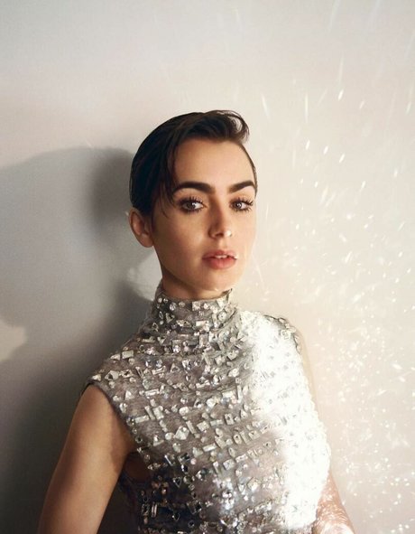 Lily Collins NurlyFans-Pornos