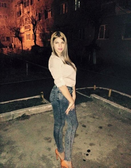 Roberta Ptru OnlyFans-Creator