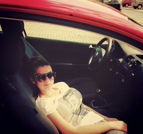 Roberta Ptru Oben ohne OnlyFans