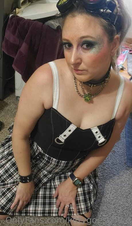 kittygoesb00m Leaked OnlyFans