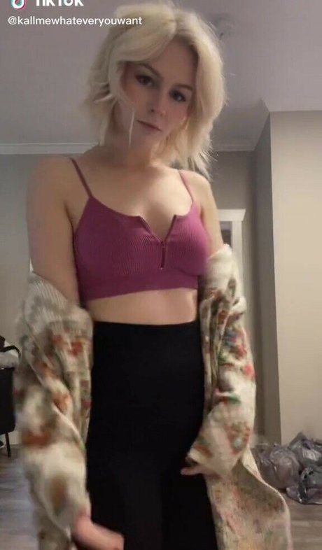 KallMeKris OnlyFans Star