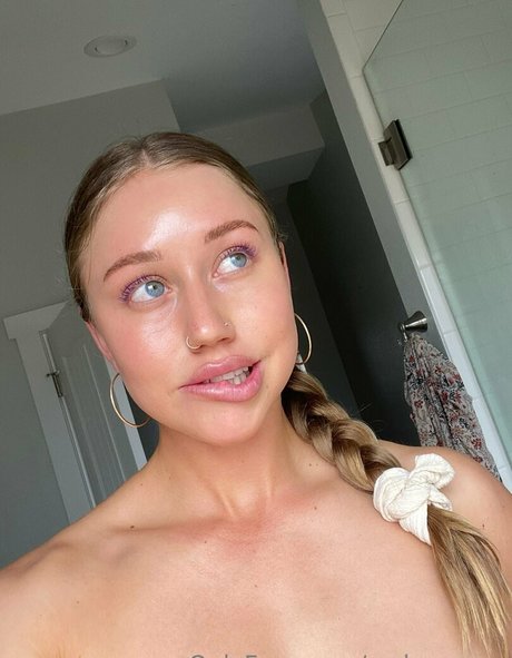 Mslunarose OnlyFans Nacktfotos