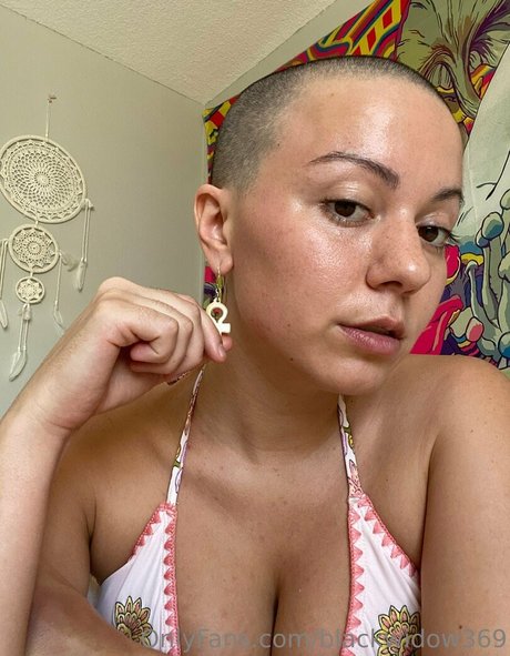 blackwidow369 OnlyFans