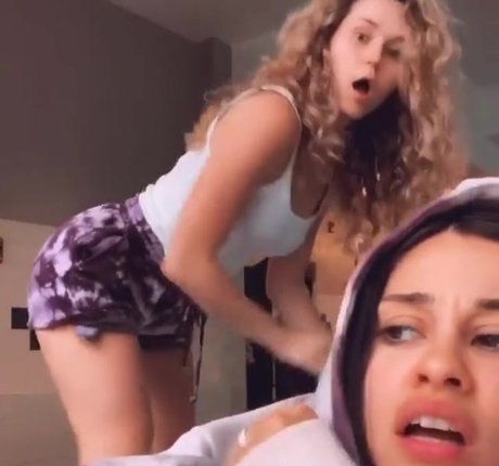 Brec Bassinger Nacktbilder von OnlyFans geleakt