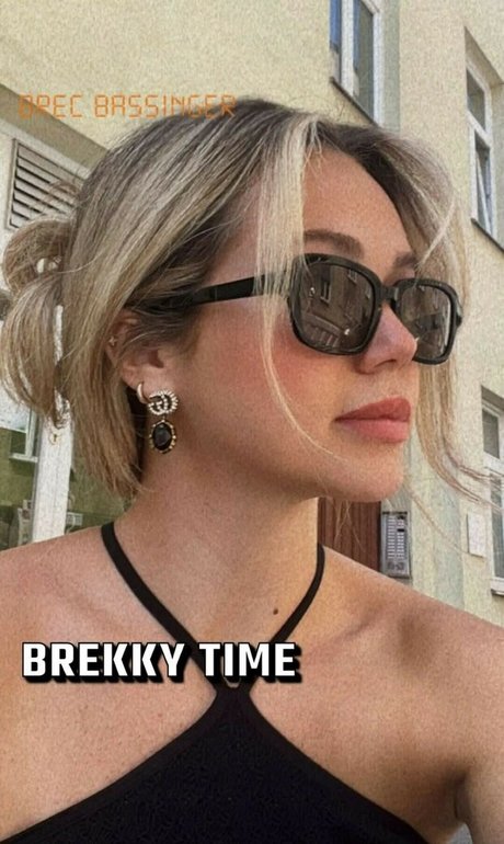 Brec Bassinger OnlyFans schlank