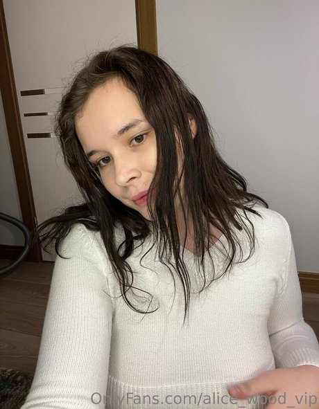 alice wood vip Leaks von Nacktbildern auf OnlyFans