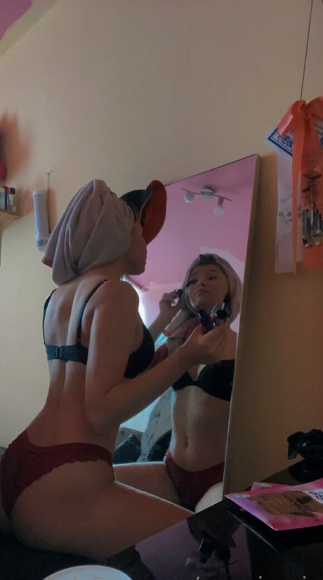 YasMineSis OnlyFans Sex