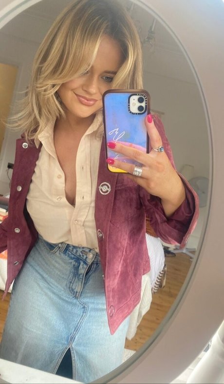 Emily Atack OnlyFans Nacktbilder geleakt