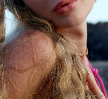 emilia tt OnlyFans-Fotos