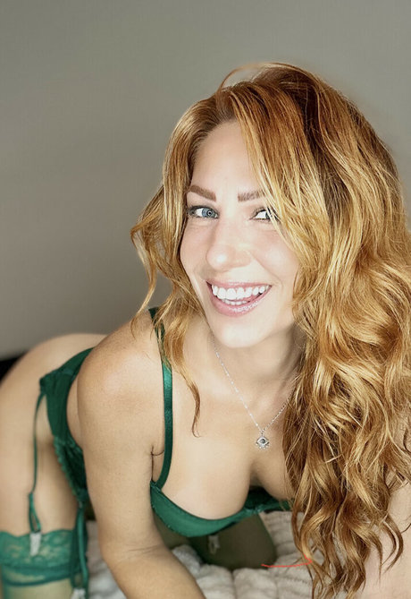 TrophyWifeNat OnlyFans OnlyFans