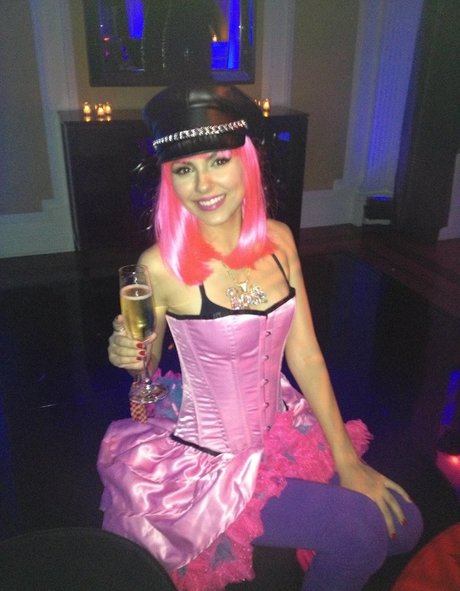 teen deepthroat nur fans sexy Nacktbilder Shot