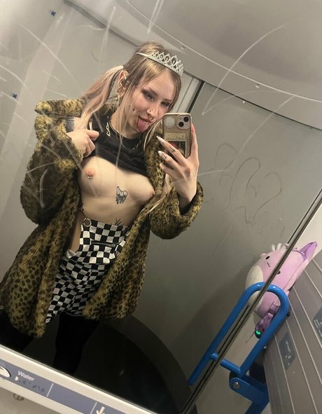 fullmetalvenus OnlyFans Leaj