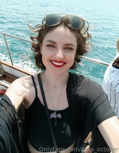 gera october OnlyFans Nacktfotos