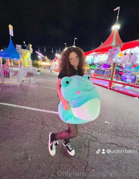 falkybear NurlyFans-Pornoleaks