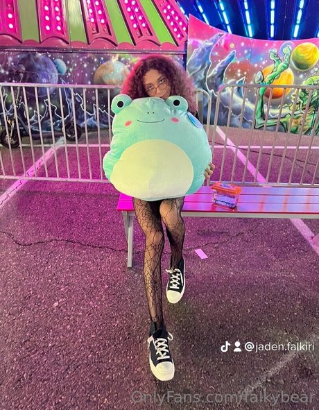 falkybear Nacktpornos auf OnlyFans