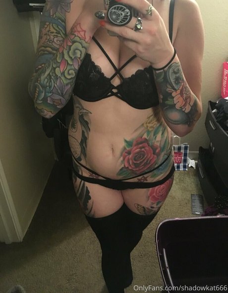 shadowkat666 OnlyFans Striptease