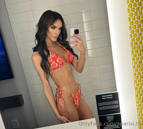 aparisi ts Model OnlyFans Foto