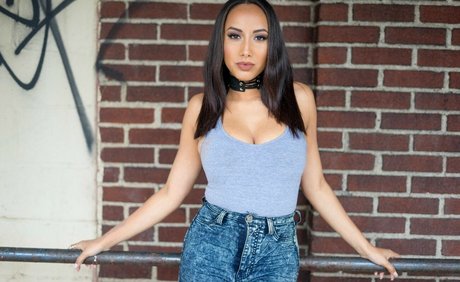 Leila Grey NSFW OnlyFans