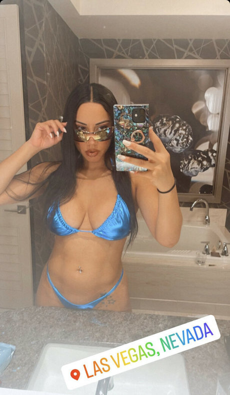 Leila Grey OnlyFans Beiträge