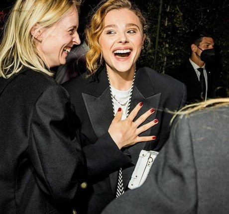 Chloe Grace Moretz Nacktbilder auf OnlyFans