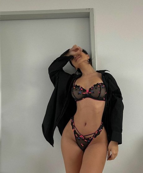 Doina Barbaneagra OnlyFans-Bild