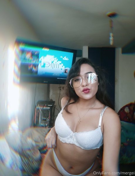 yiyisweetcousin OnlyFans