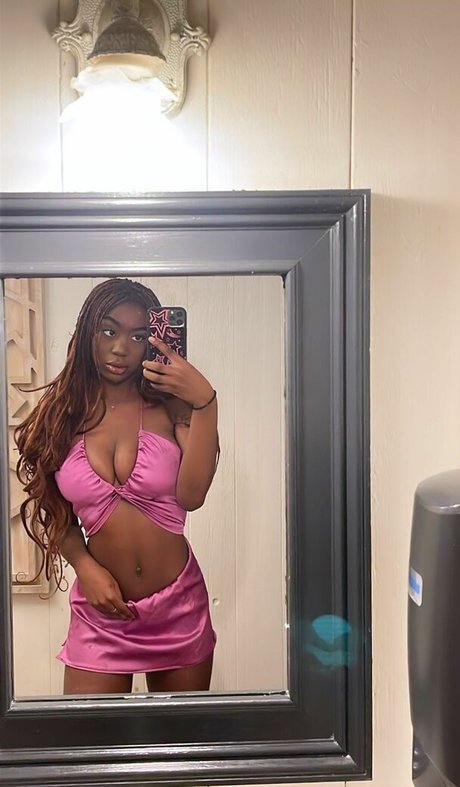 Majormommyissues OnlyFans Bilder