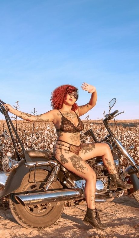 Varias Em Um Profilbild