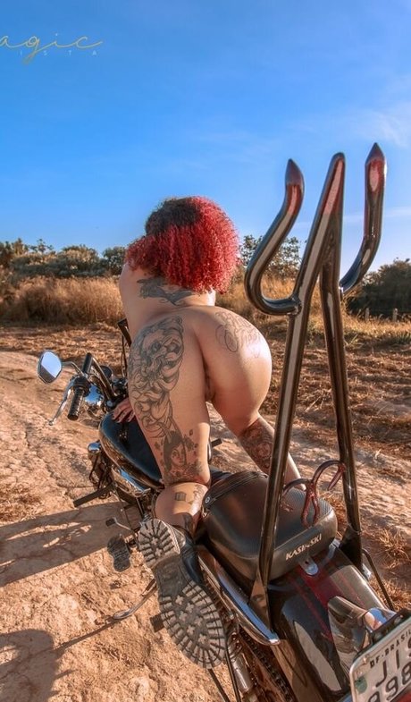 Varias Em Um Geleakte OnlyFans-Inhalte