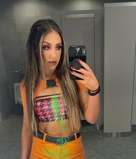 Dr Britt Baker NurlyFans-Pornoleaks