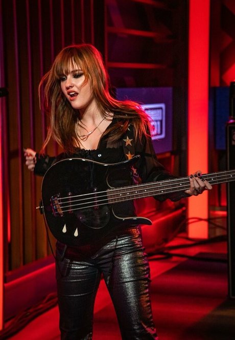 Victoria De Angelis Nacktbilder geleakt OnlyFans Nacktporno