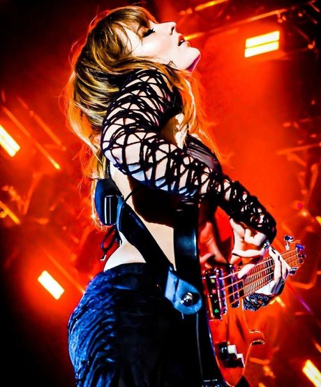 Victoria De Angelis OnlyFans Leak